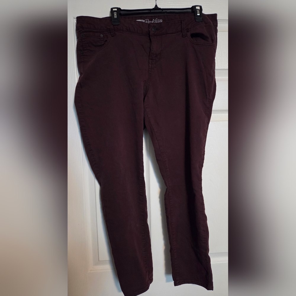 Old Navy Burgundy Pants